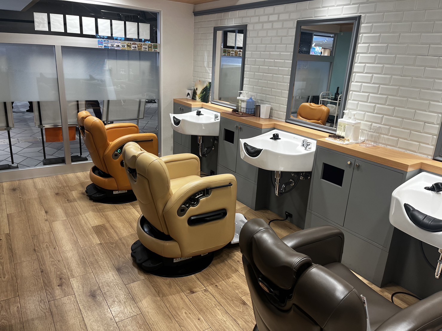 大阪空港店 店内